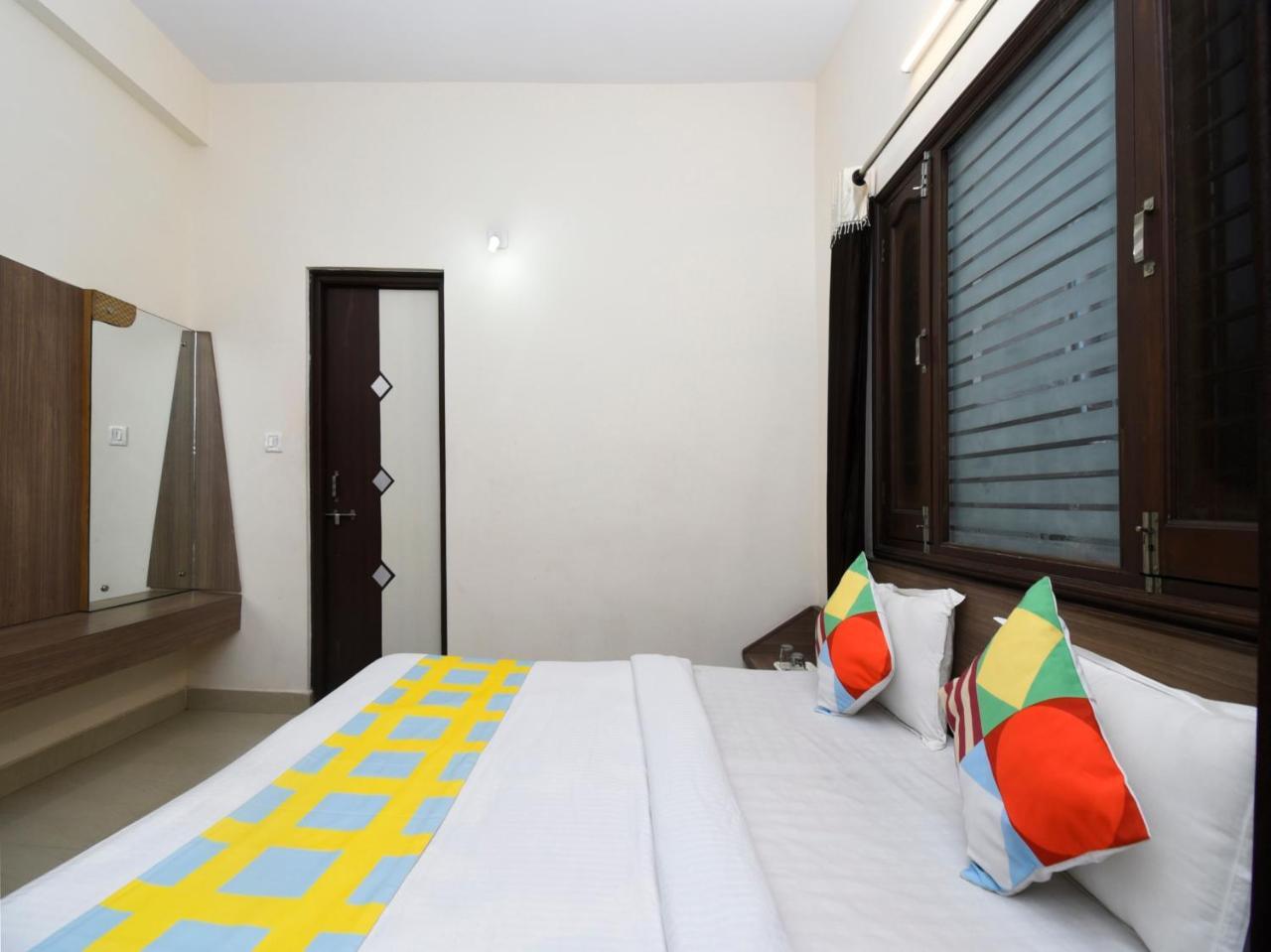 Elegant 1Br Stay In Mount Abu Central Exterior foto